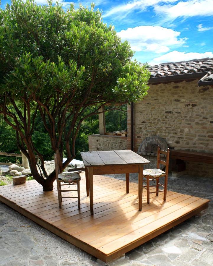 Country House Ca' Vernaccia Guest House Urbino Exterior photo