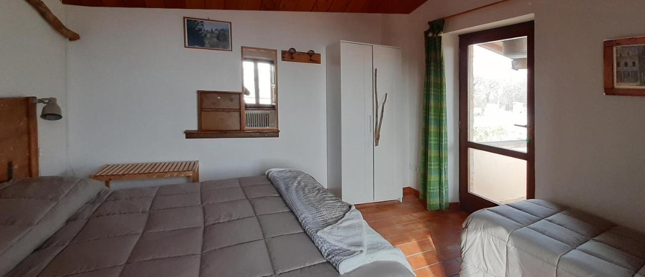 Country House Ca' Vernaccia Guest House Urbino Exterior photo