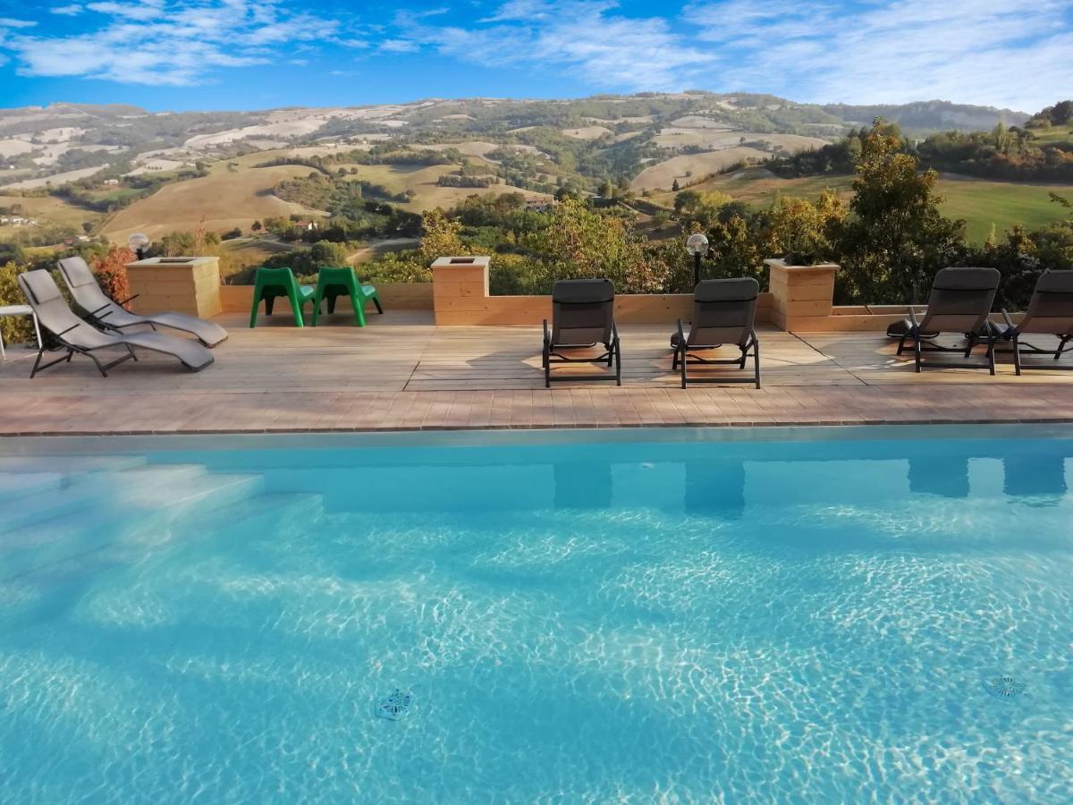 Country House Ca' Vernaccia Guest House Urbino Exterior photo