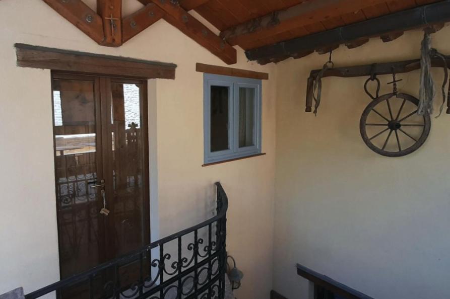 Country House Ca' Vernaccia Guest House Urbino Exterior photo