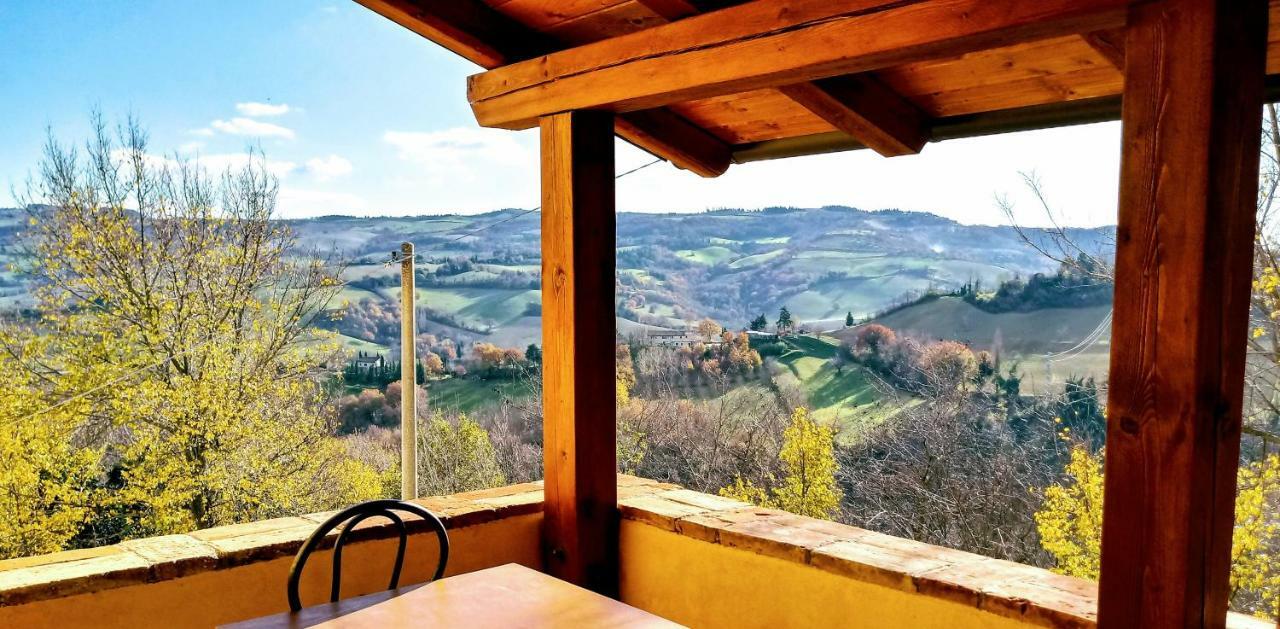 Country House Ca' Vernaccia Guest House Urbino Exterior photo